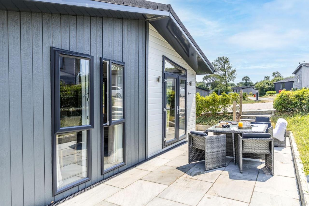Rose Lodge, 21 Roadford Lake Lodges Lifton エクステリア 写真