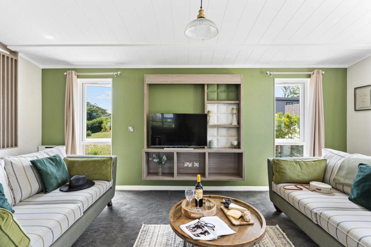 Rose Lodge, 21 Roadford Lake Lodges Lifton エクステリア 写真